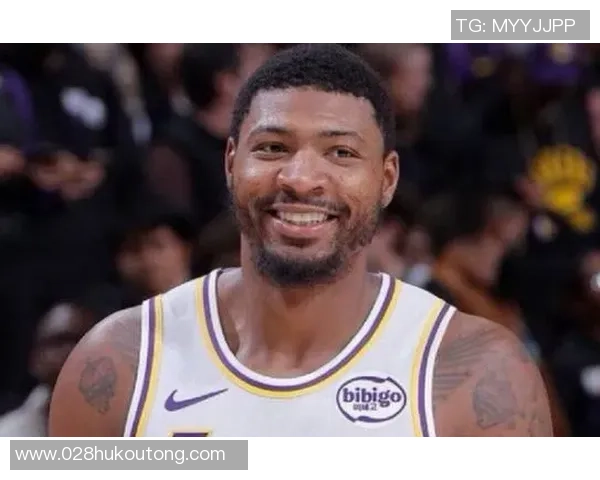 马库斯斯马特：篮球场上的防守大师与团队领袖之路