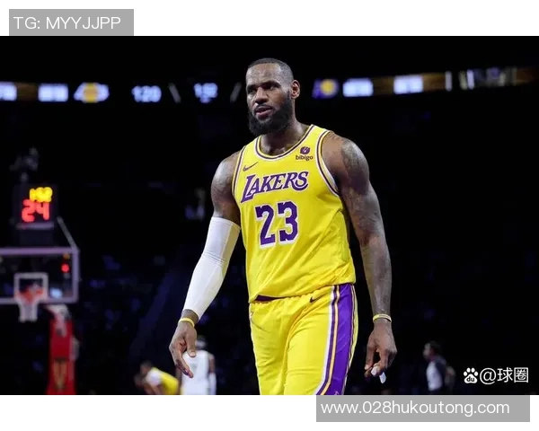 詹姆斯的篮球传奇之路：从天才少年到NBA历史传奇巨星的成长历程