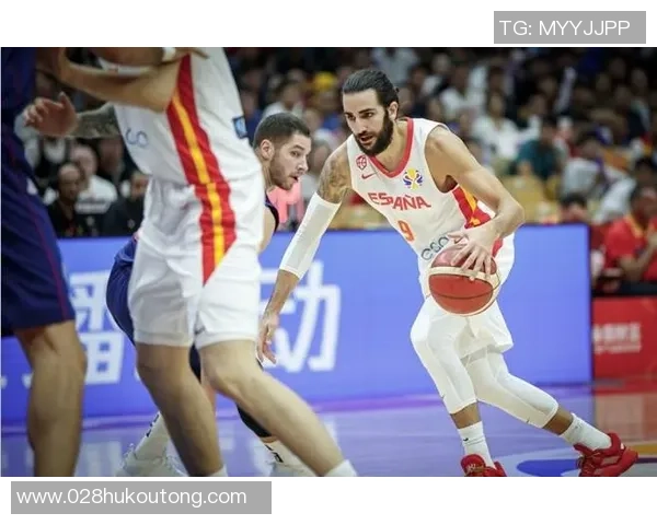 西班牙男篮对决俄罗斯队激战正酣精彩瞬间回顾与分析